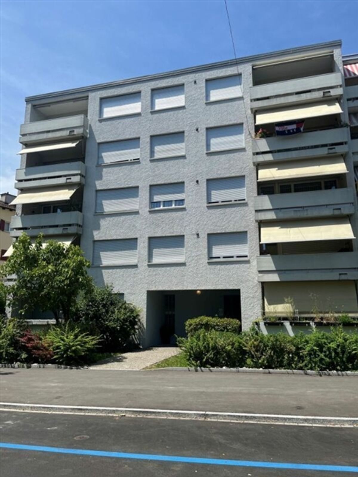 Renovierte Wohnung in idyllischer und ruhiger Umgebung - 0