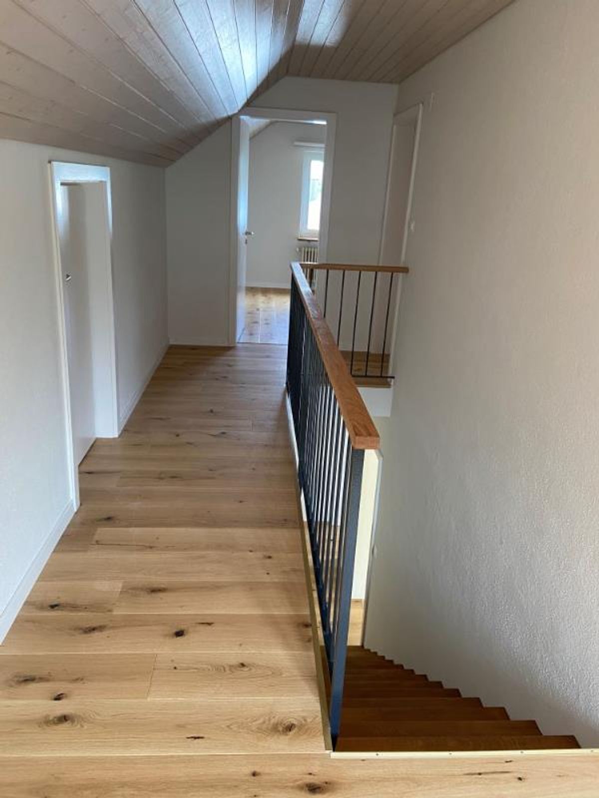 5.5 Zimmer Einfamilienhaus - 6