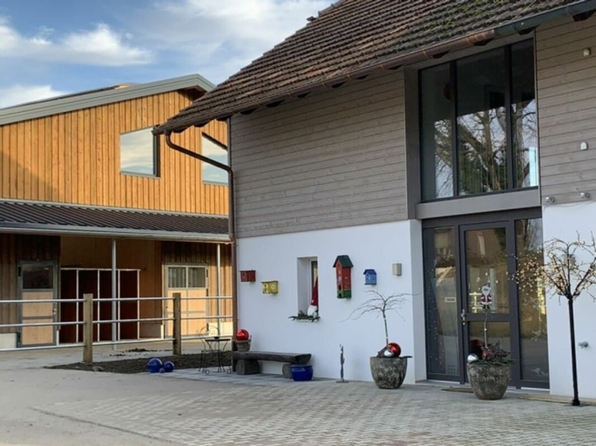 Seminar und Ausbildungszentrum - Queens Ranch Academy - 0