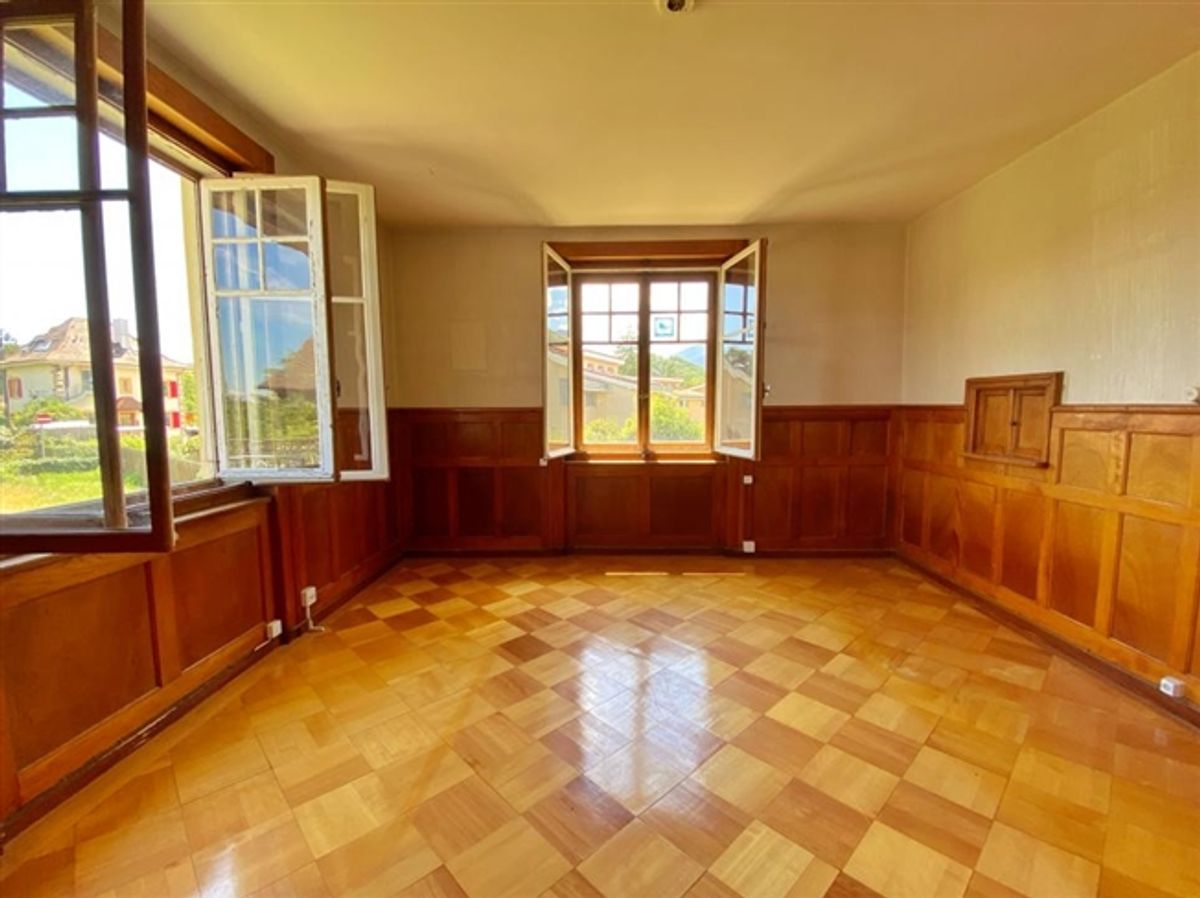 IN DER NÄHE VON NEUCHÂTEL, IN AREUSE, EIN FREISTEHENDES HAUS IDEAL GELEGEN - 6