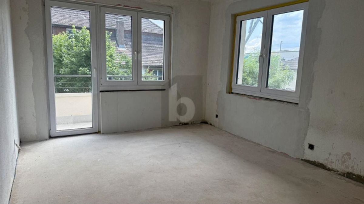 NEU RENOVIERT UND HOCHWERTIG AUSGESTATTET - 3