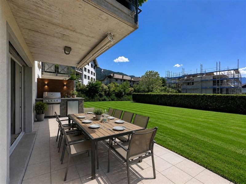 Geräumige 5,5-Zimmer-Wohnung mit Terrasse und großem Garten - 6