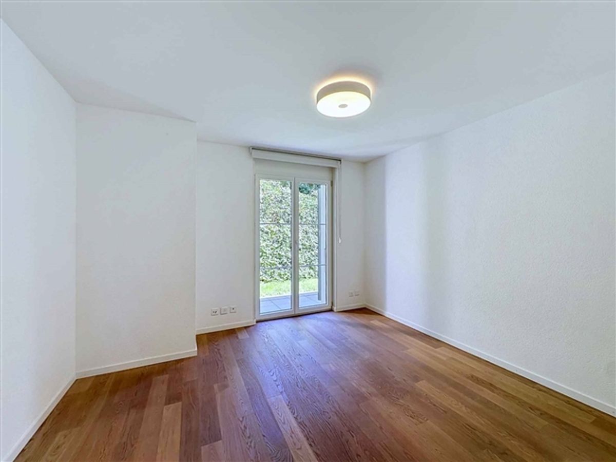 Geräumige 5,5-Zimmer-Wohnung mit Terrasse und großem Garten - 8