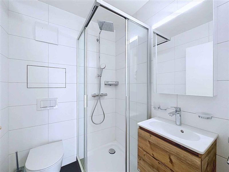 Geräumige 5,5-Zimmer-Wohnung mit Terrasse und großem Garten - 10