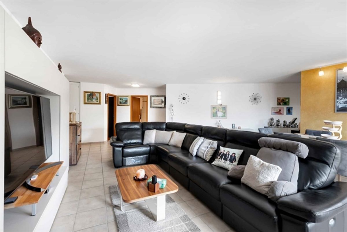 Geräumige Wohnung von 120 m² in ruhiger Umgebung - 6
