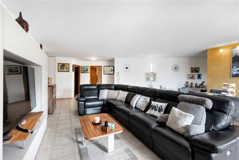 Geräumige Wohnung von 120 m² in ruhiger Umgebung - 7