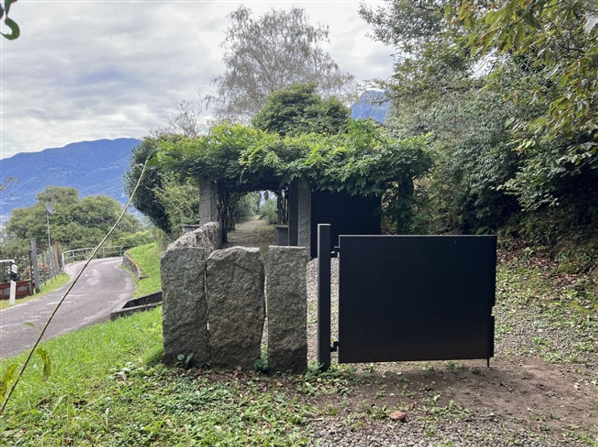 Rustico mit 3.5 Zimmern und grossem Garten in S. Antonino kaufen - 1