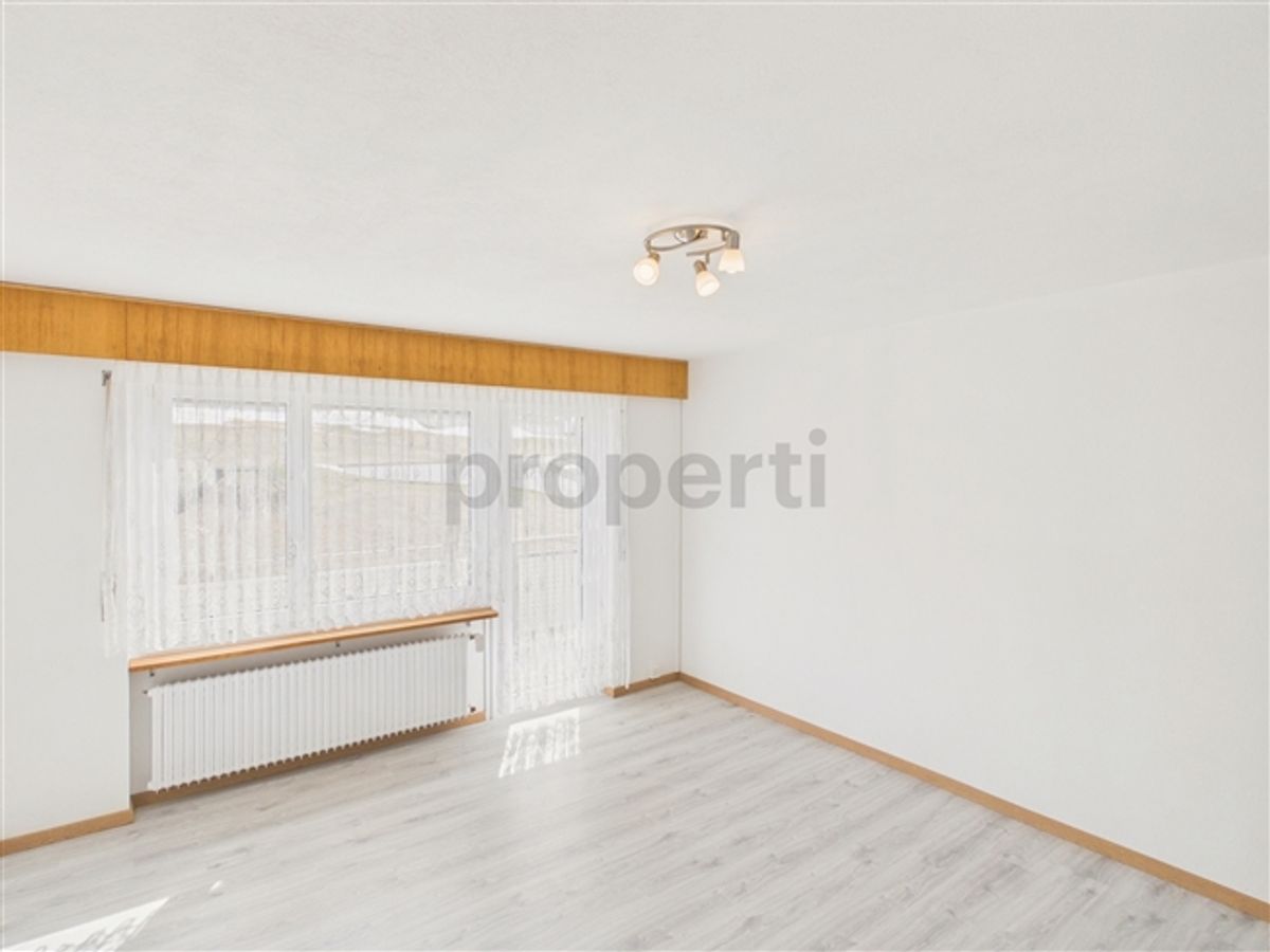 Grosszuegige 5.5-Zimmer-Wohnung mit Balkon, Unterbäch - 0