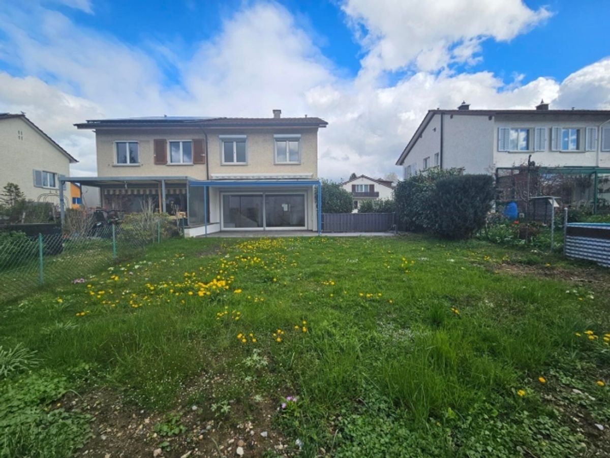 FAMILIENFREUNDLICH AN ZENTRALER LAGE - 1