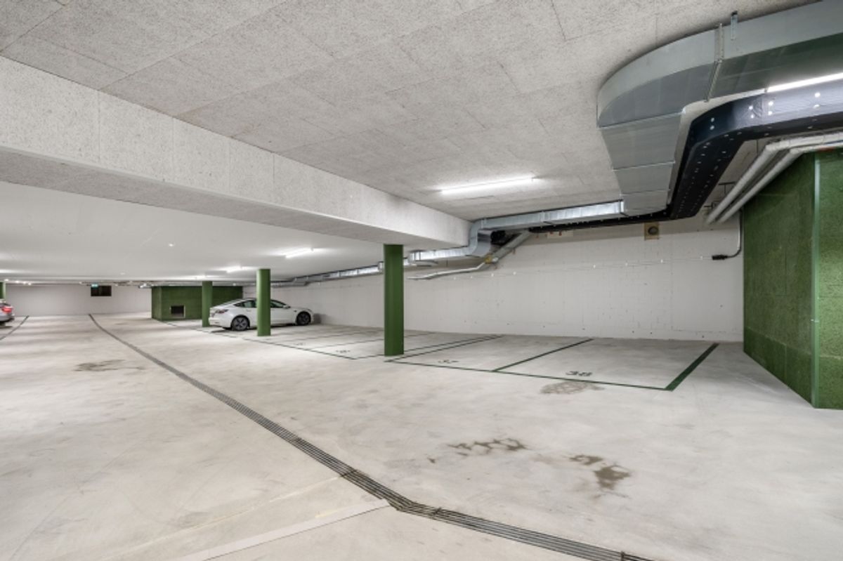 Einstellplätze und Motorradplätze in Zürich 8057 zu vermieten - 4