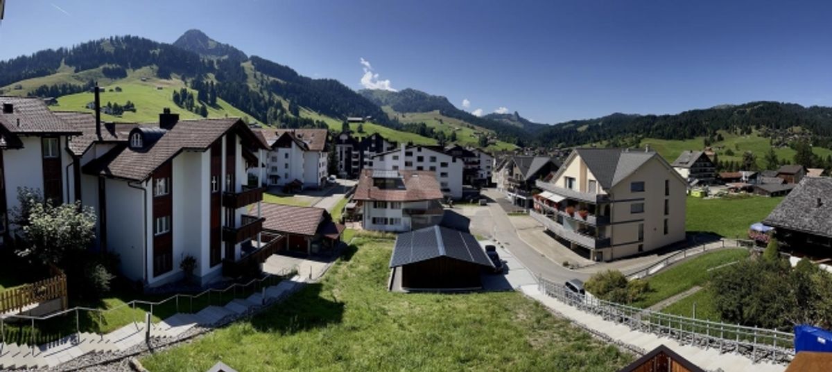CHARMANTES CHALET MIT MODERNEM WOHNKOMFORT - 0