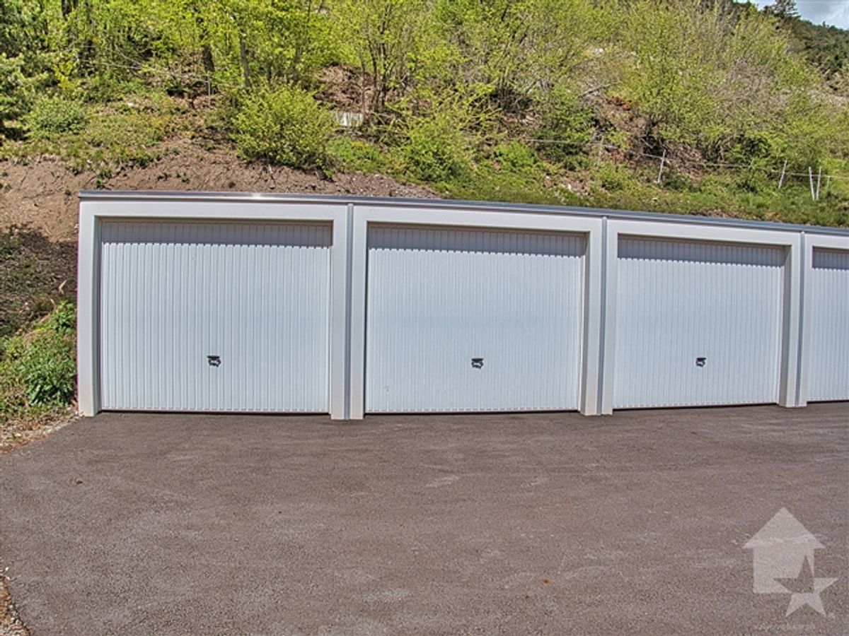 1 Garagenbox zu verkaufen, 1 km oberhalb von Varen - 0