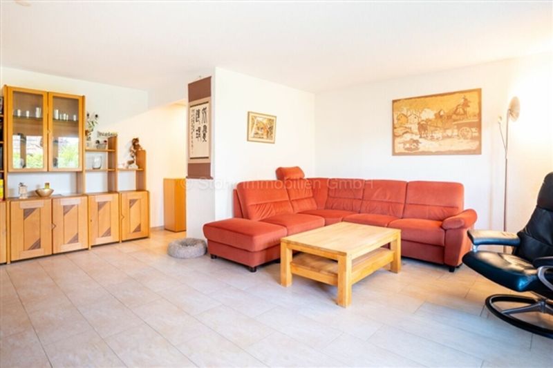 3.5-Zimmerwohnung im Hochparterre mit Balkon und vielseitigen Nebenräumen - 3