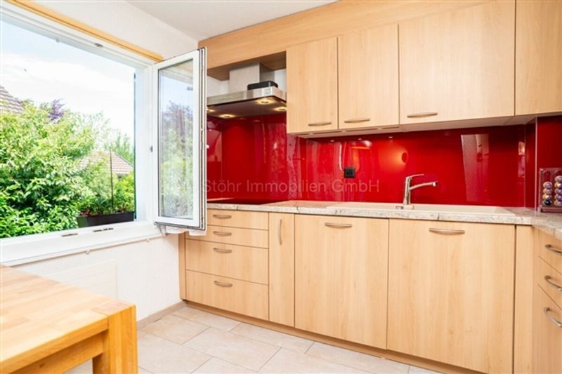 3.5-Zimmerwohnung im Hochparterre mit Balkon und vielseitigen Nebenräumen - 5
