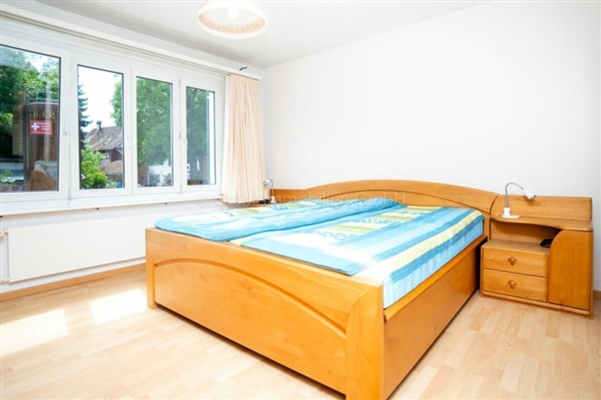 3.5-Zimmerwohnung im Hochparterre mit Balkon und vielseitigen Nebenräumen - 8