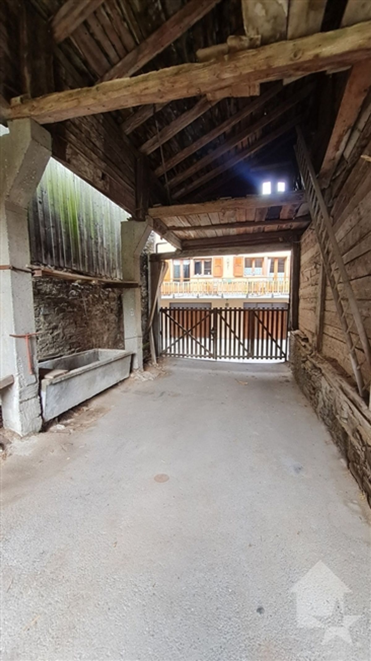 Scheune zu renovieren im Herzen des Dorfes Sembrancher - 5