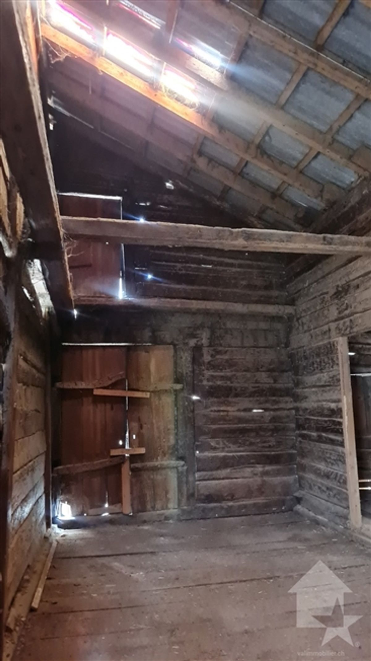 Scheune zu renovieren im Herzen des Dorfes Sembrancher - 9
