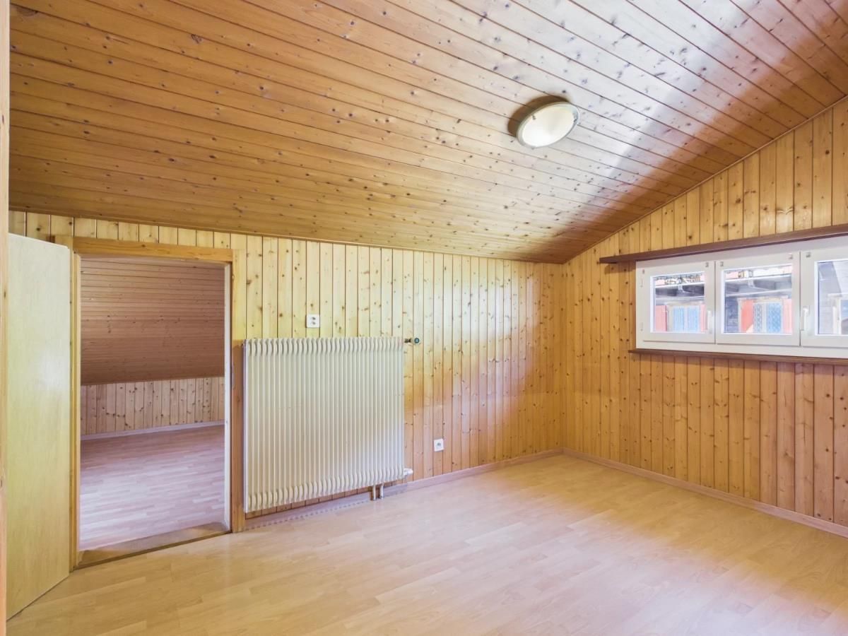 Einfamilienhaus mit Stall in Zeneggen - 11
