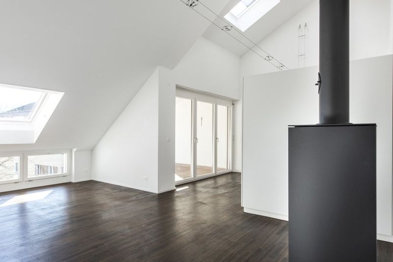 Top moderne Dachwohnung in der Nähe des Zürichsees - 2