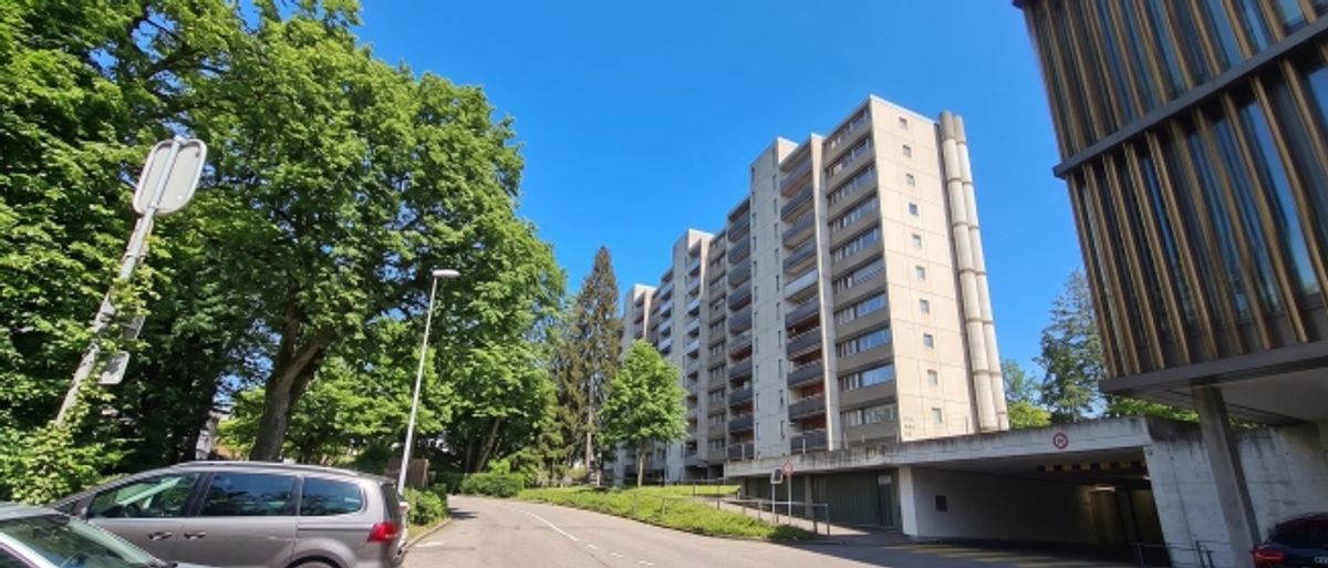 5.5-Zi-Wohnung mit 2 Balkonen, zentral in Bern-Bümpliz - 0