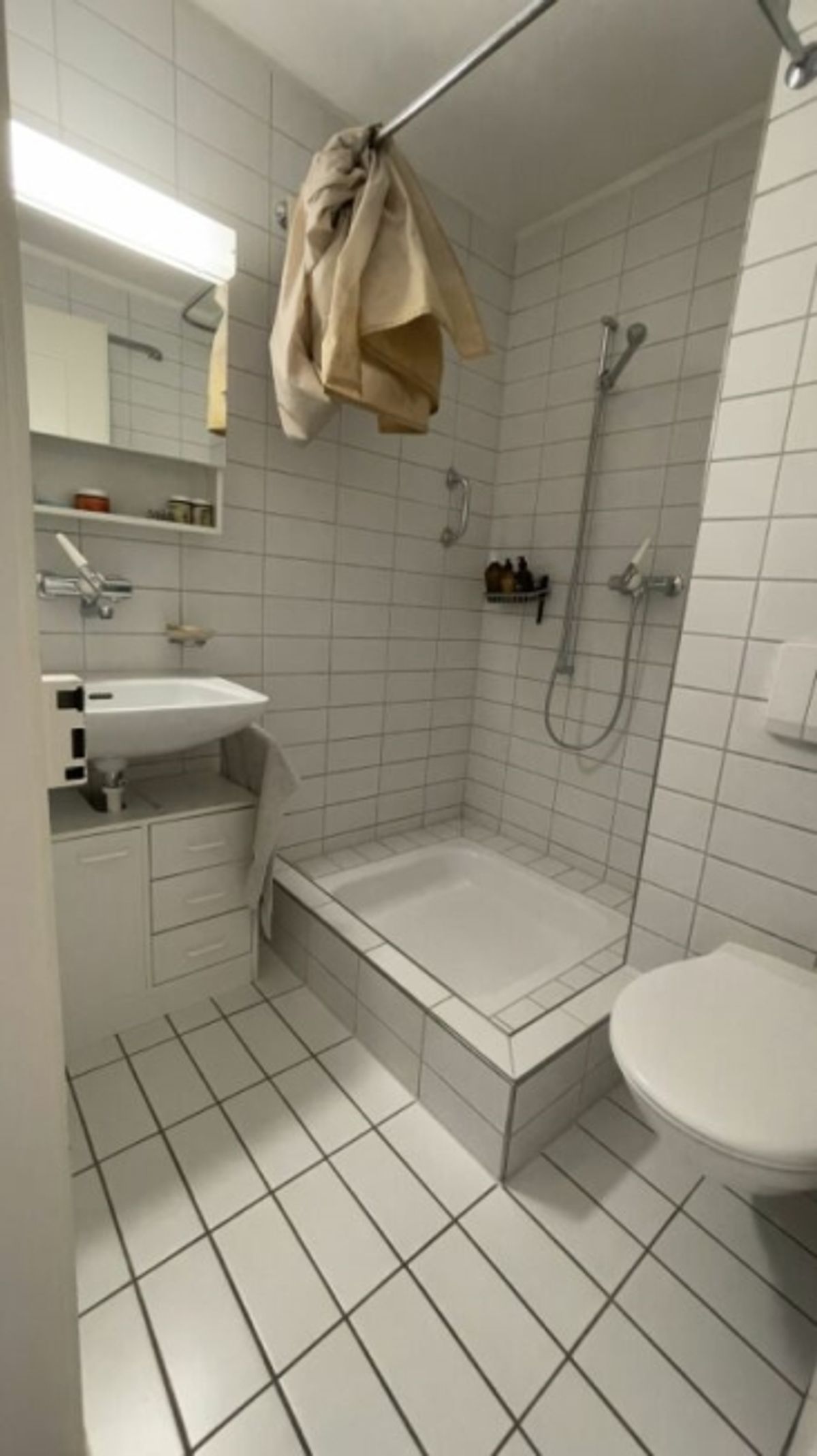 Charmante Altbau-Wohnung am Rütimeyerplatz - 6