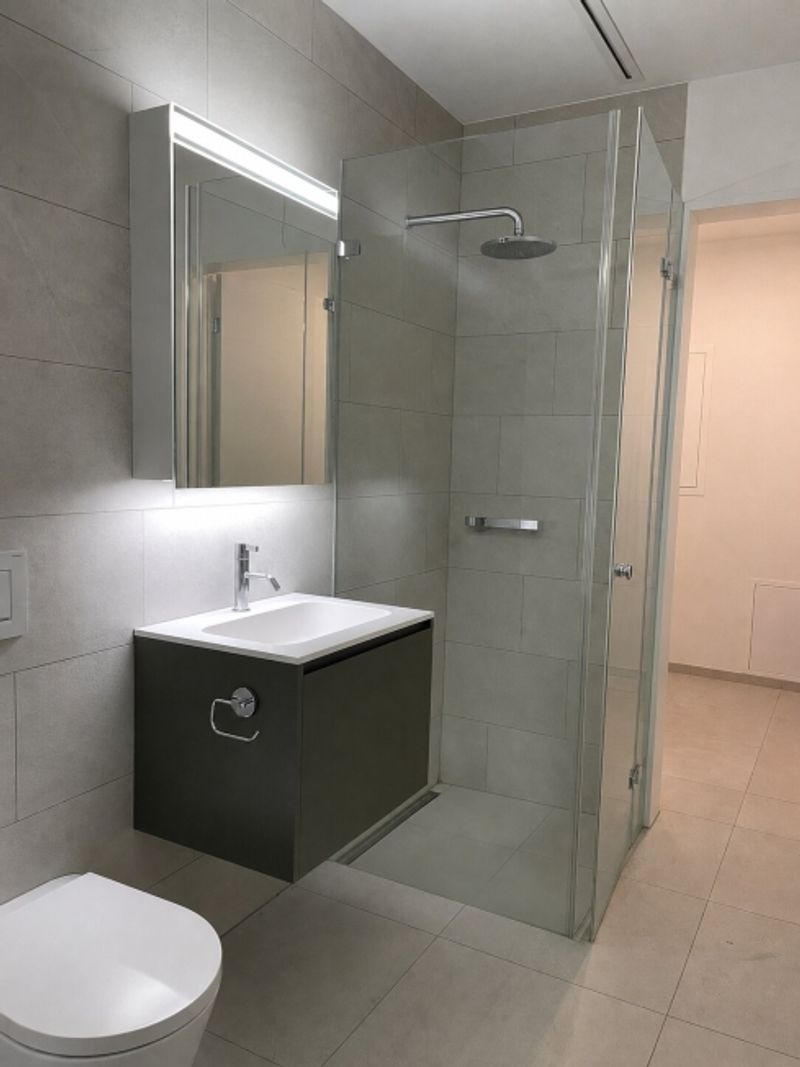 Moderne 2-Zimmer-Gartenwohnung mit grosszügiger Terrasse in Unterägeri - 4