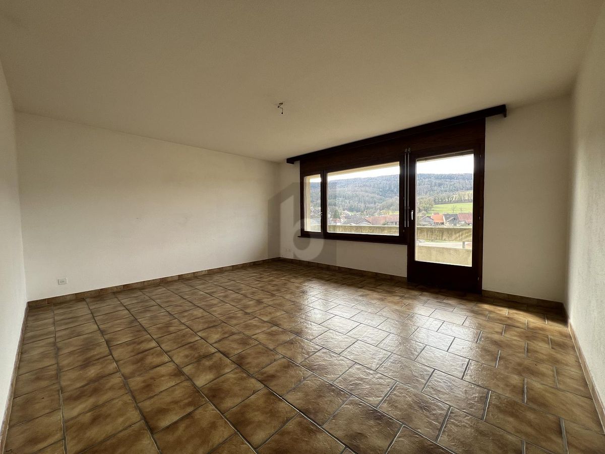 APPARTEMENT PRATIQUE ET LUMINEUX À CHEVENEZ - 3