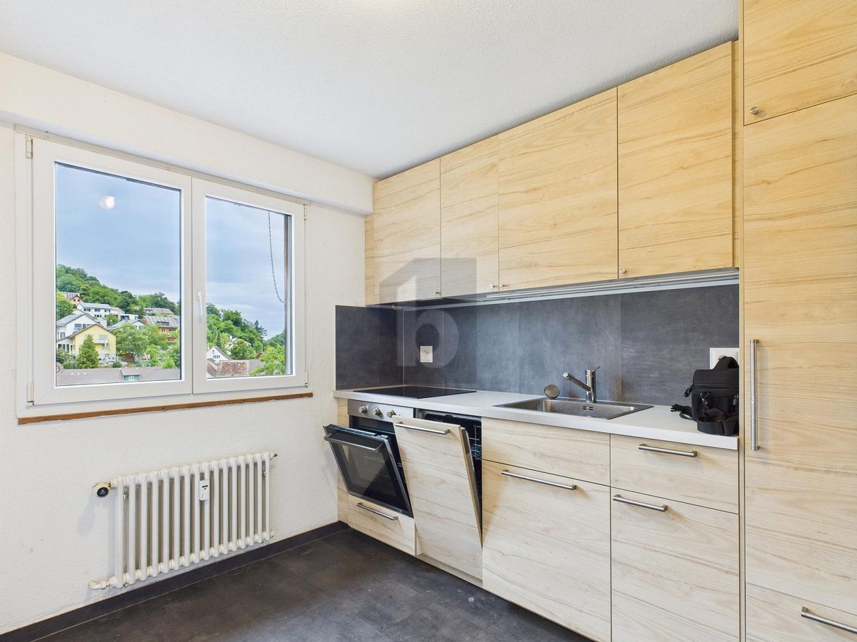 PRAKTISCHER GRUNDRISS MIT BALKON - 1