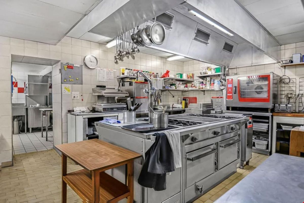 OPPORTUNITÉ RARE DANS UN VILLAGE DYNAMIQUE - 3
