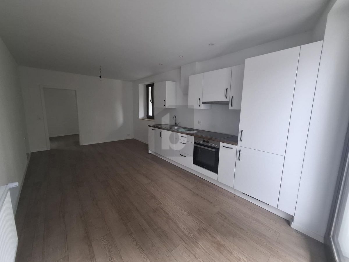 DANS LE JURA, COSY, MODERNE - 1