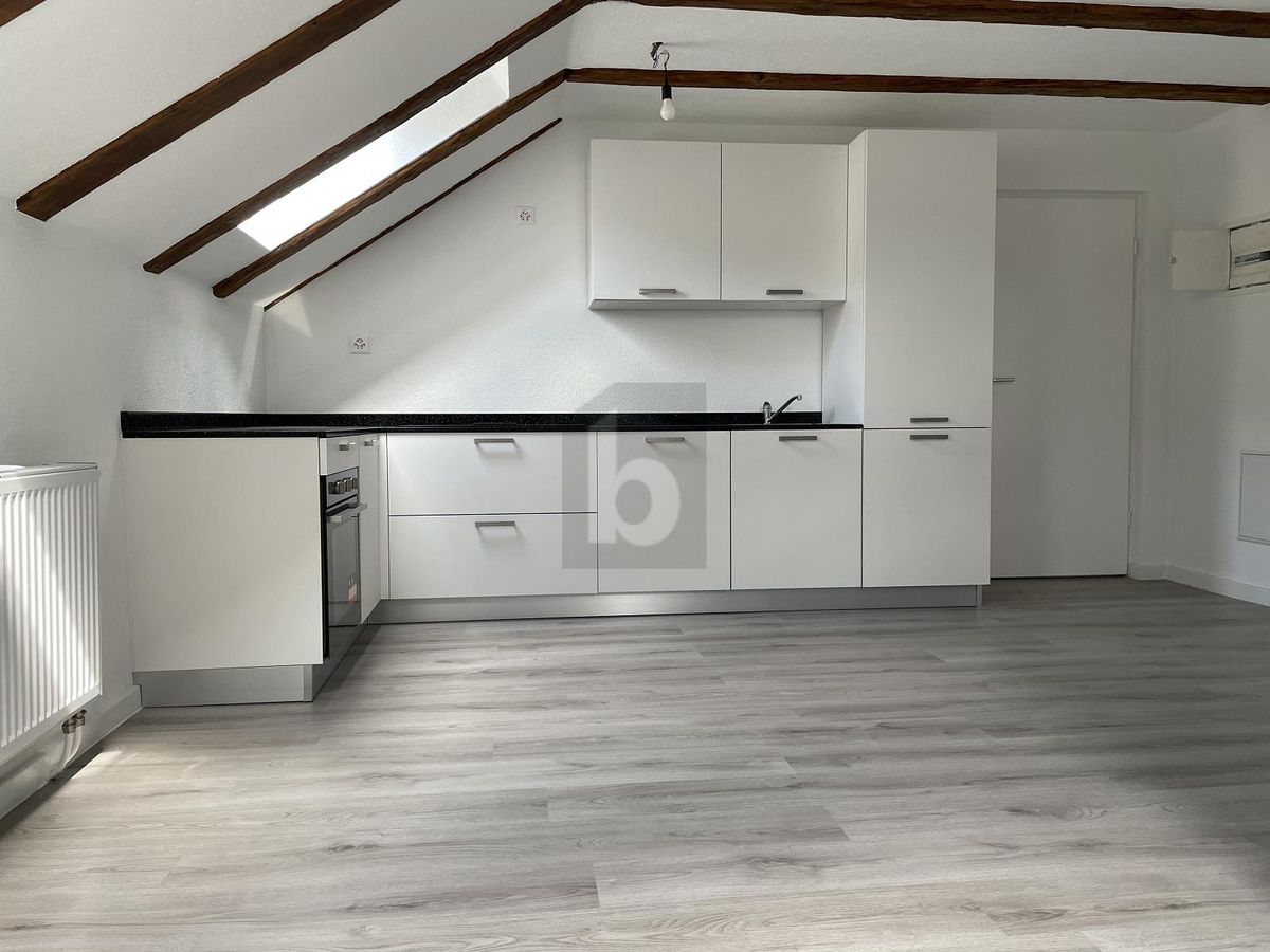 IMMEUBLE 5,4 % DE RENDEMENT 9 APPARTEMENTS 11 BOX - 2