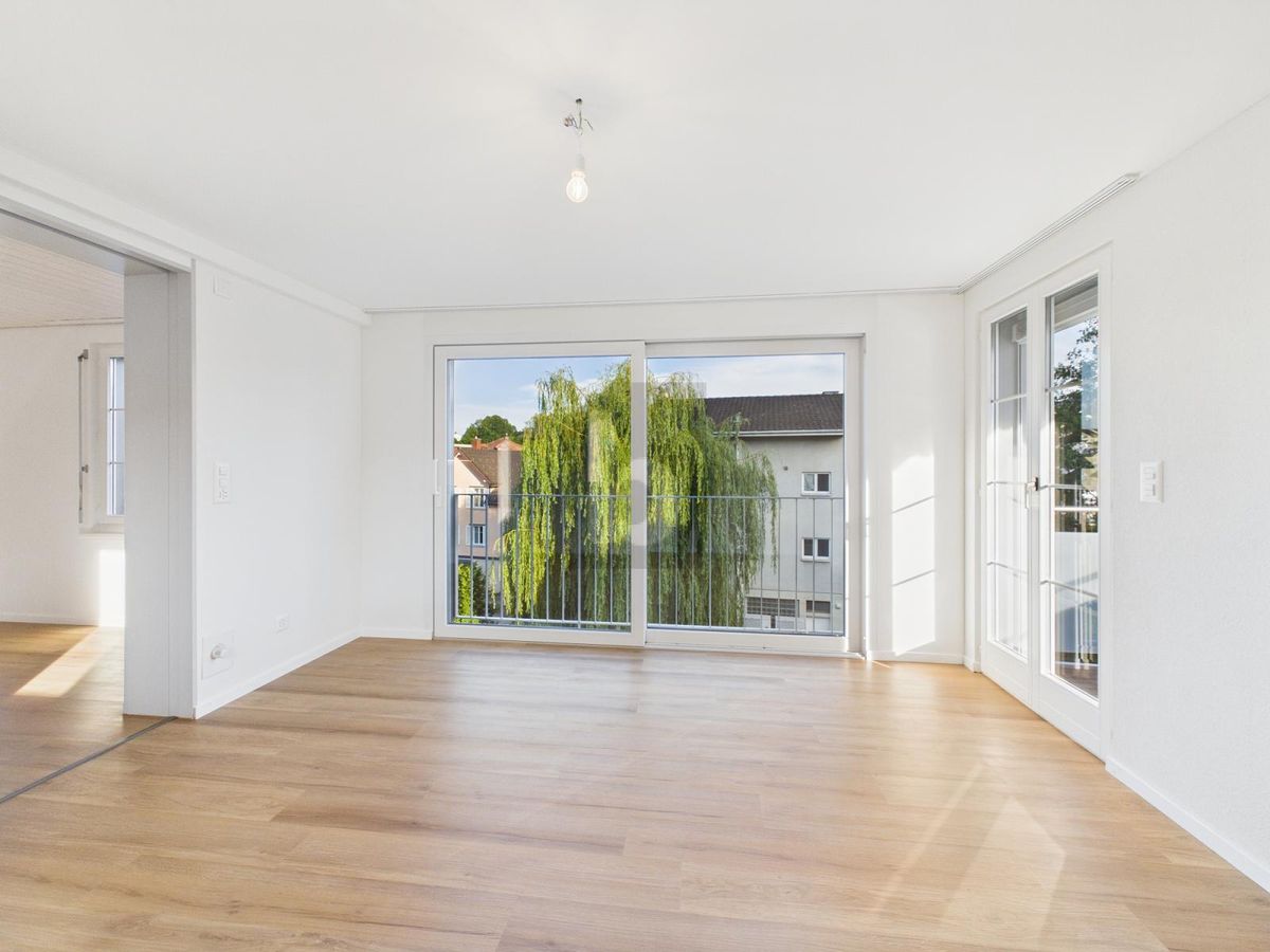 MODERN AM PLÄTSCHERNDEN BACH - 2