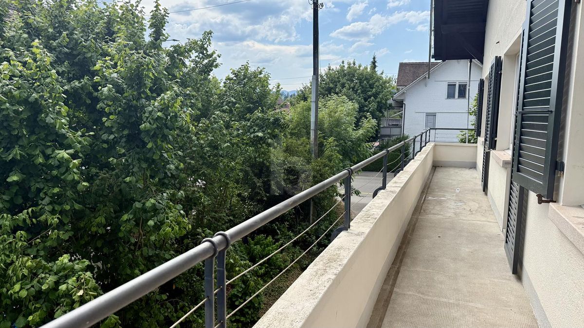NEU RENOVIERT UND HOCHWERTIG AUSGESTATTET - 4