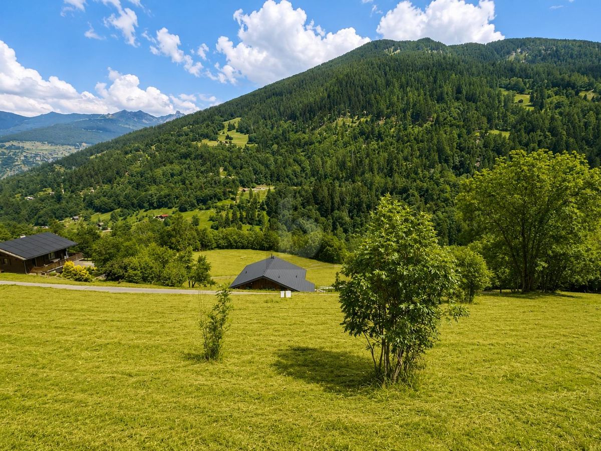 MAGNIFIQUE TERRAIN DANS UN CADRE NATUREL - 3