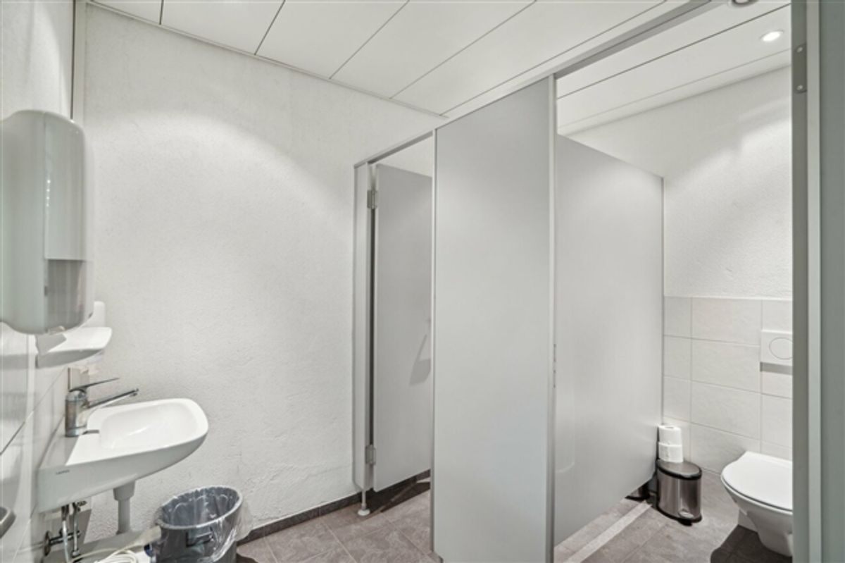 Raum für Ideen – lichtdurchflutete Gewerbefläche - 3