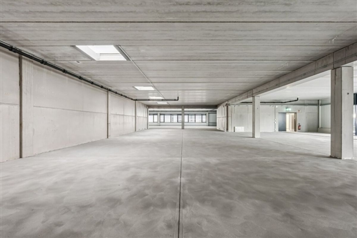 Ideal angebunden & flexibler Ausbau möglich - 7