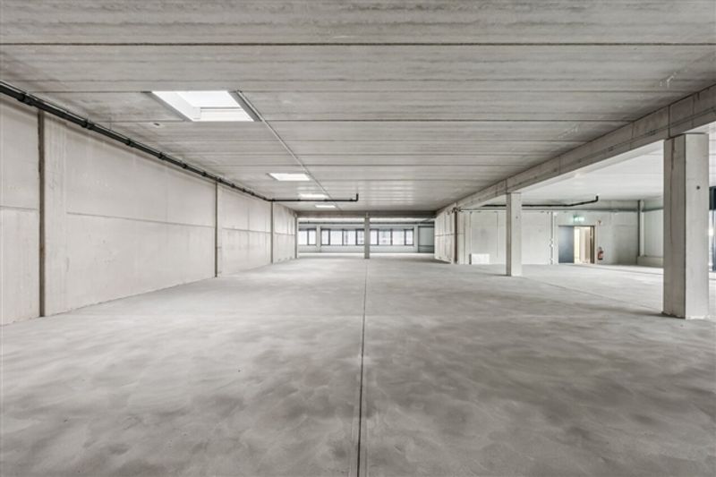 Ideal angebunden & flexibler Ausbau möglich - 8