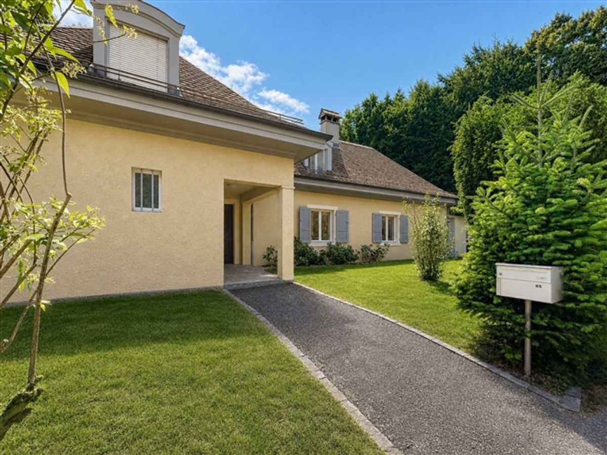 Außergewöhnliches Familienanwesen im Herzen einer grünen Umgebung in Lausanne - 10