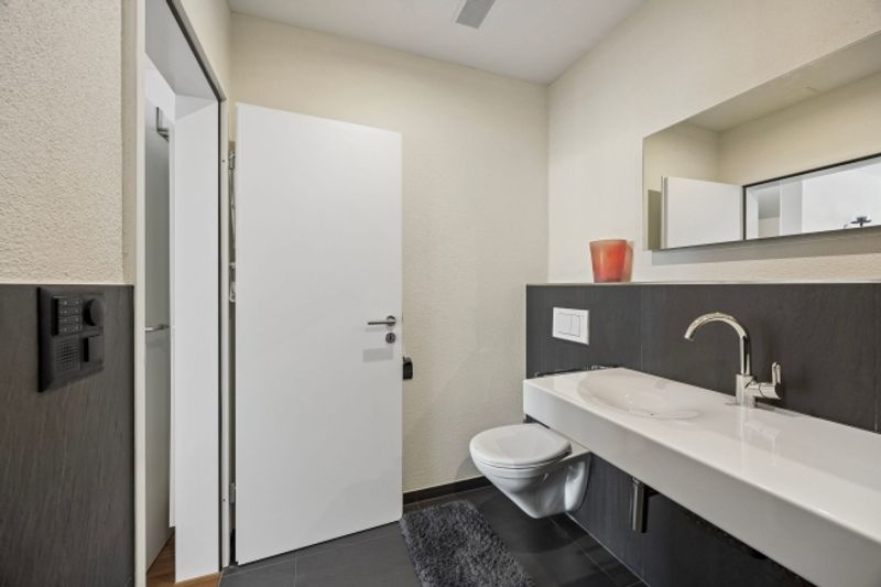 Hochwertige 3.5-Zimmer-Wohnung mit Balkon in Rümlang kaufen - 12