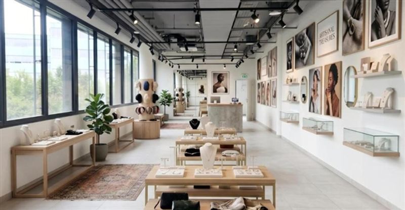 CENTRE COMMERCIAL ARCENTER - VERNIER  Arcade Commerciale d'env. 111 m² - 5