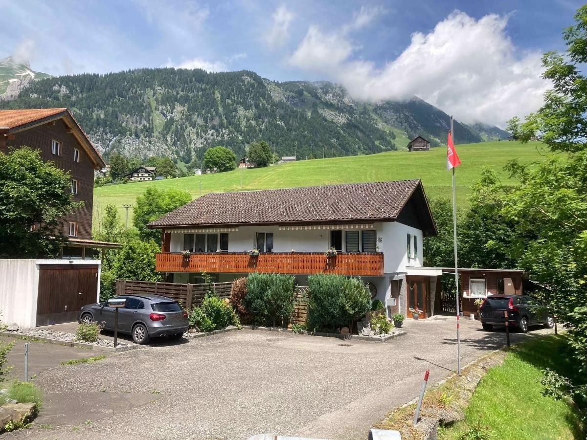 7 Zimmer Doppeleinfamilienhaus - 0