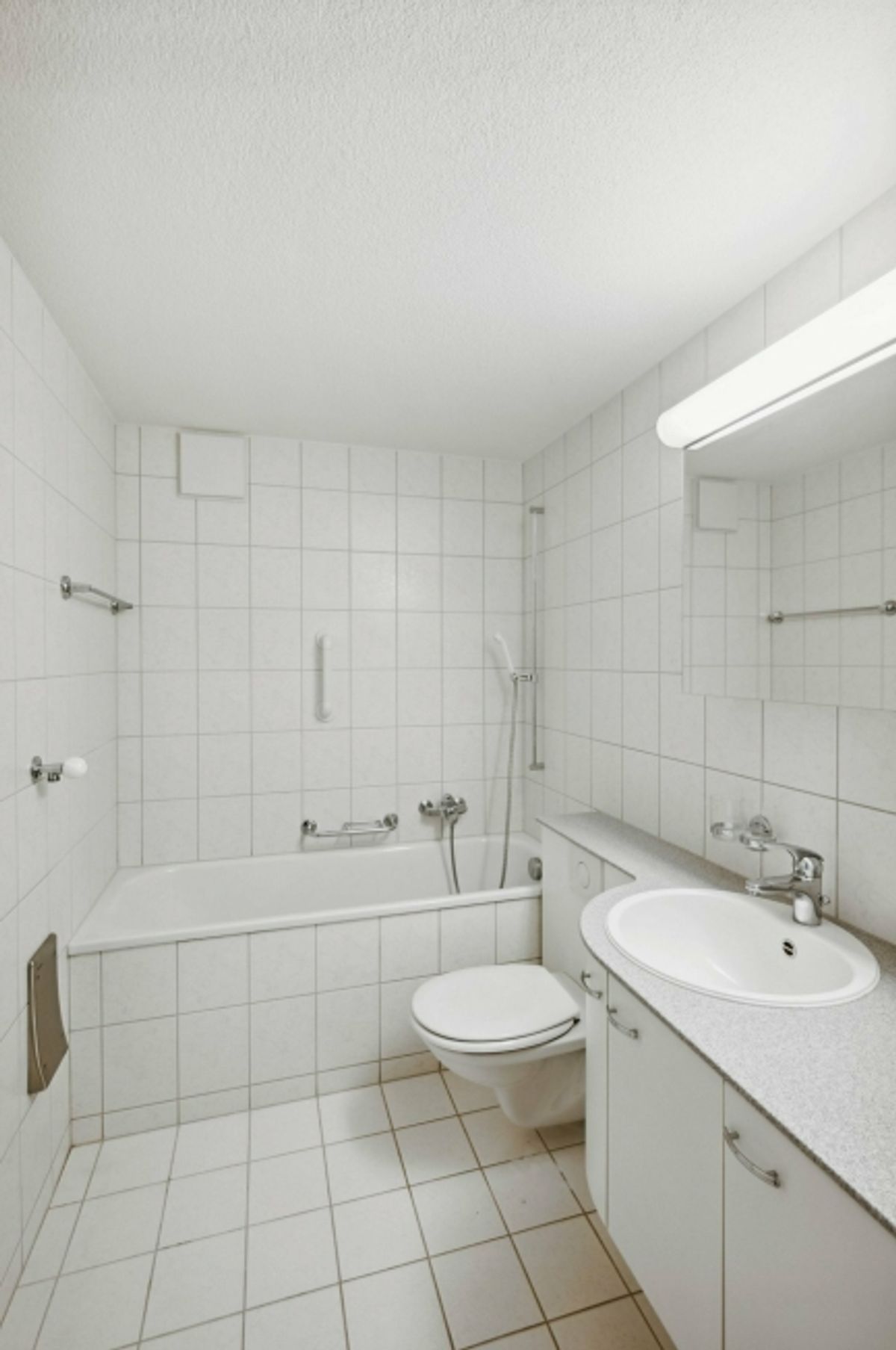 MIETEN OHNE KAUTION - Schöne, helle, ruhige Wohnung in Nähe vom SBB-Bahnhof - 4