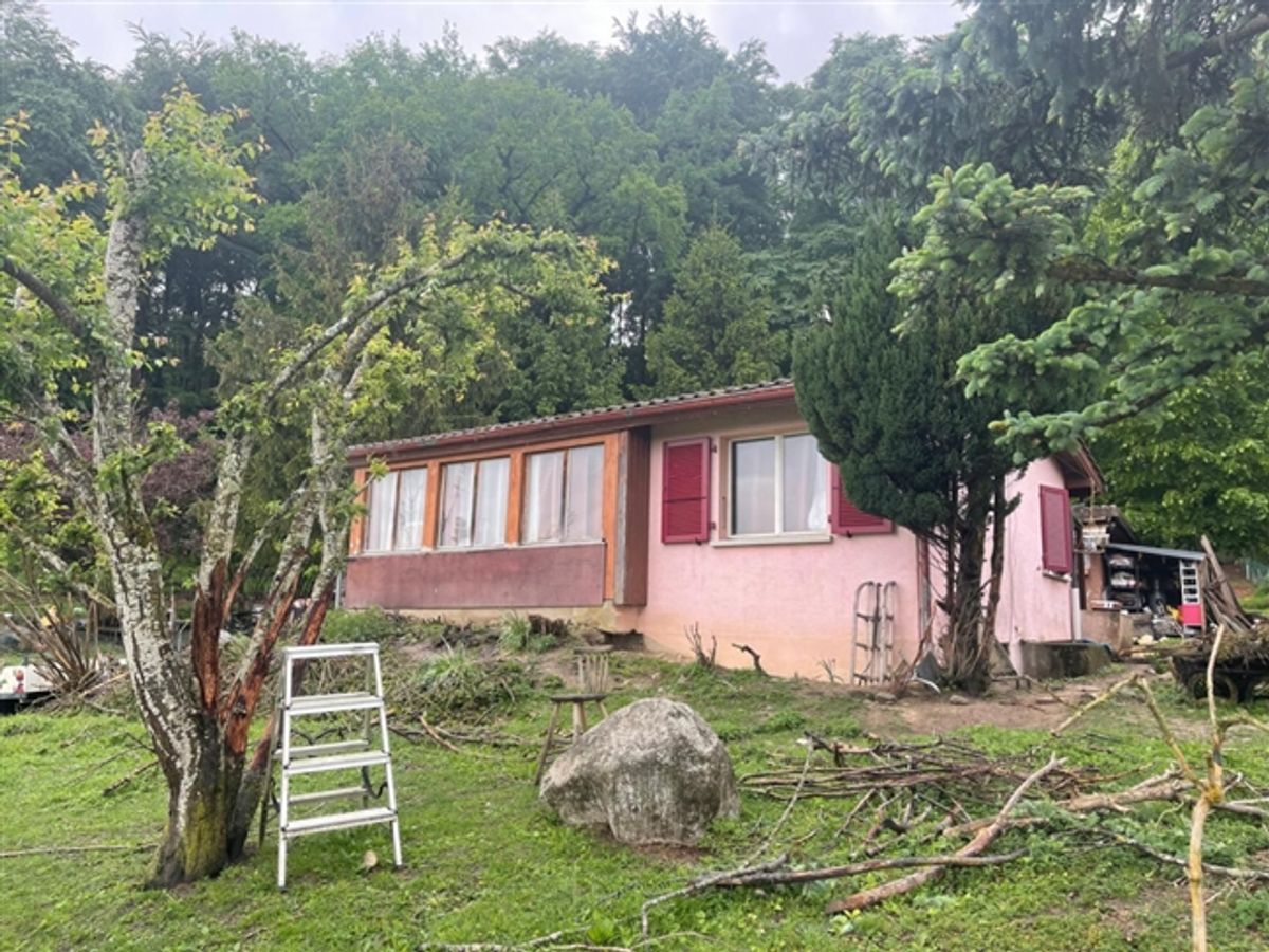 Zum Verkauf Einstehendes Haus mit 3,5 Stück in Aubonne - 1