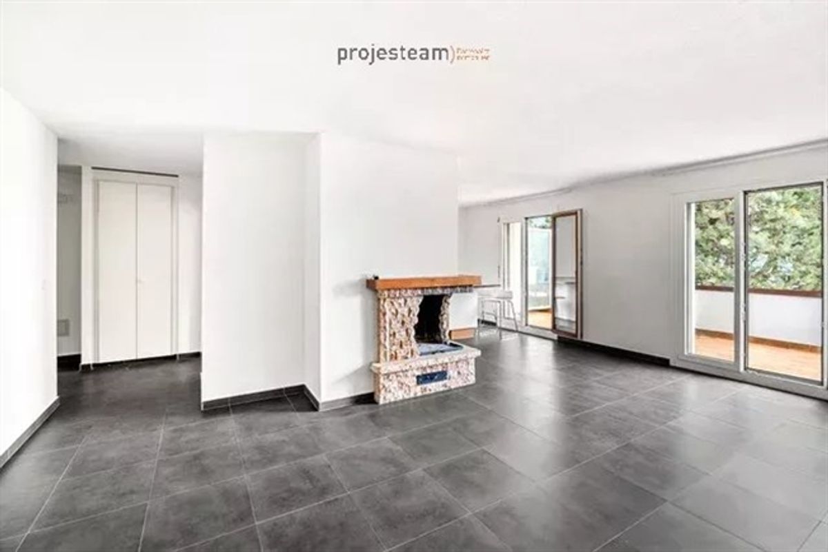 Appartement mit Kamin, renoviert mit großem Südbalkon, in einer grünen und familiären Umgebung - 6