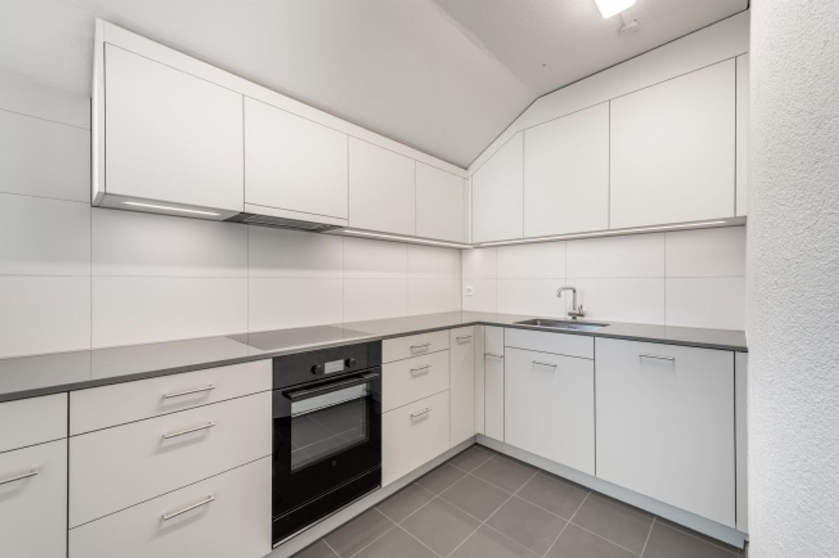Platz für die ganze Familie – frisch sanierte 5.5 Zimmer-Dachwohnung - 4