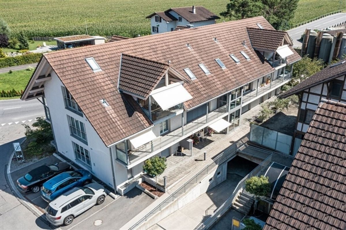 3.5-Zimmerwohnig diräkt am Bahnhof! - 0
