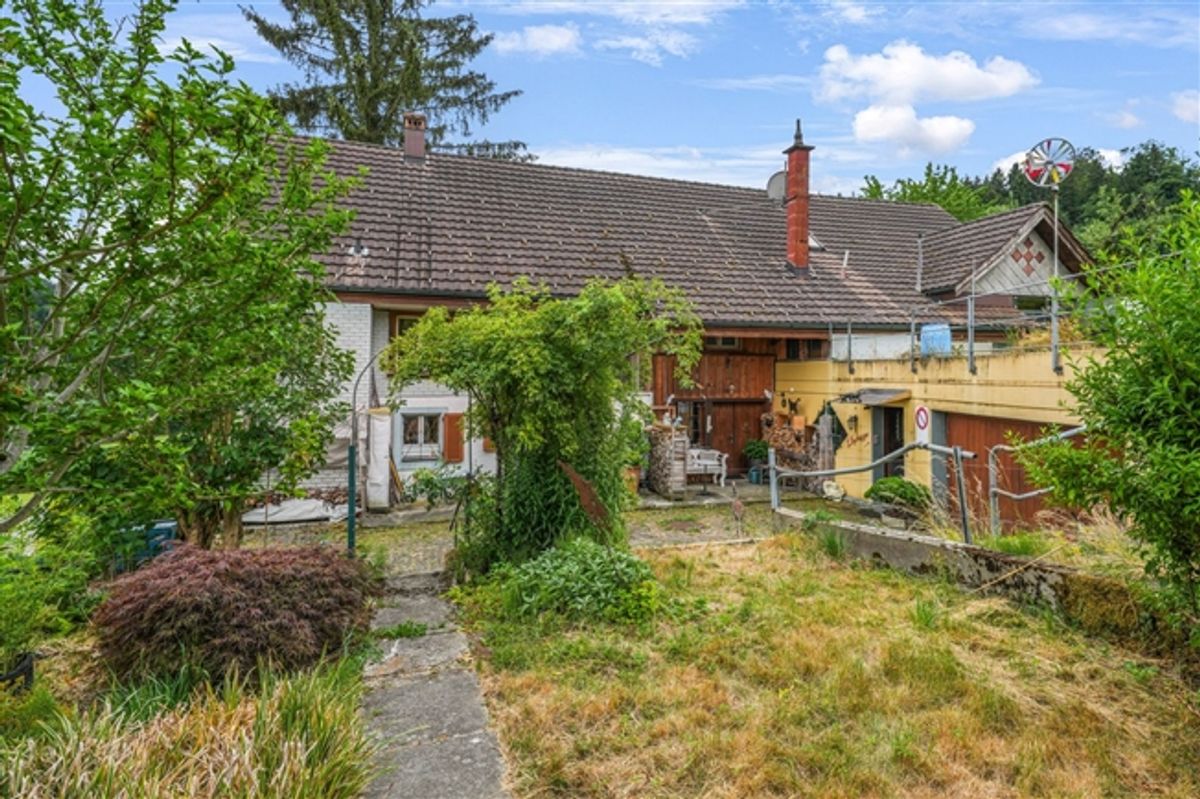 Charmantes Bauernhaus mit zwei Wohneinheiten an idyllischer Alleinlage in Oberwangen (Dussnang) - 11