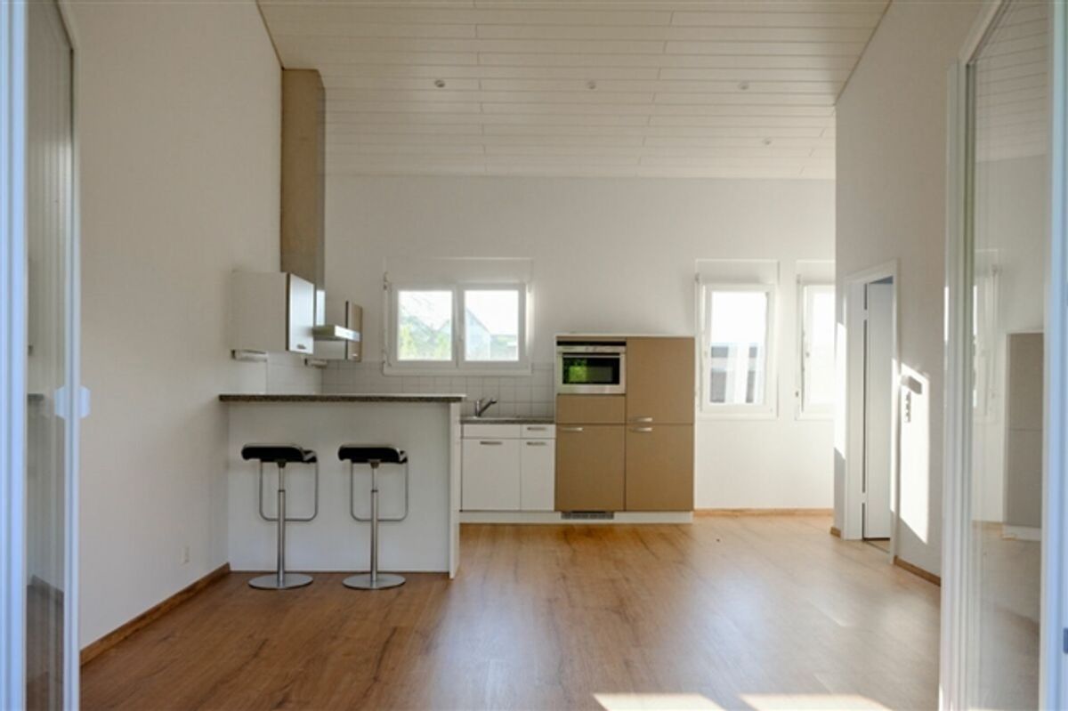 Charmante 2.5-Zimmer-Wohnung mit Aussicht ins Grüne in Aesch BL - 6
