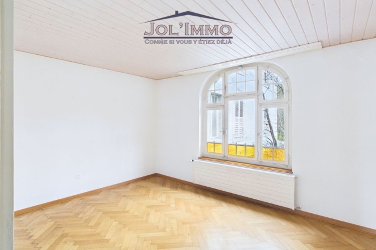 Propriété de caractère avec 3 appartements et terrain à bâtir à Perrefitte - 8
