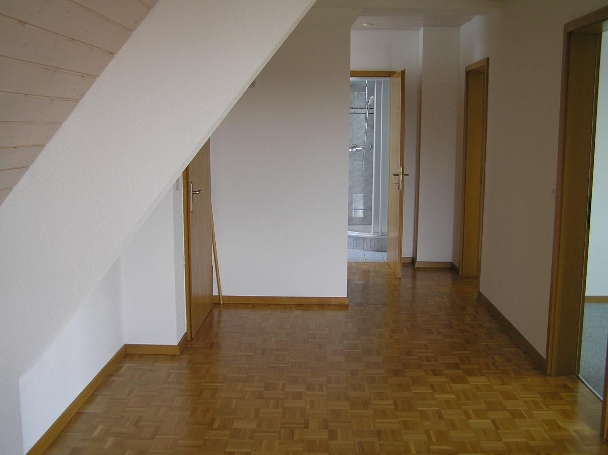 3 Zimmer Dachwohnung - 0